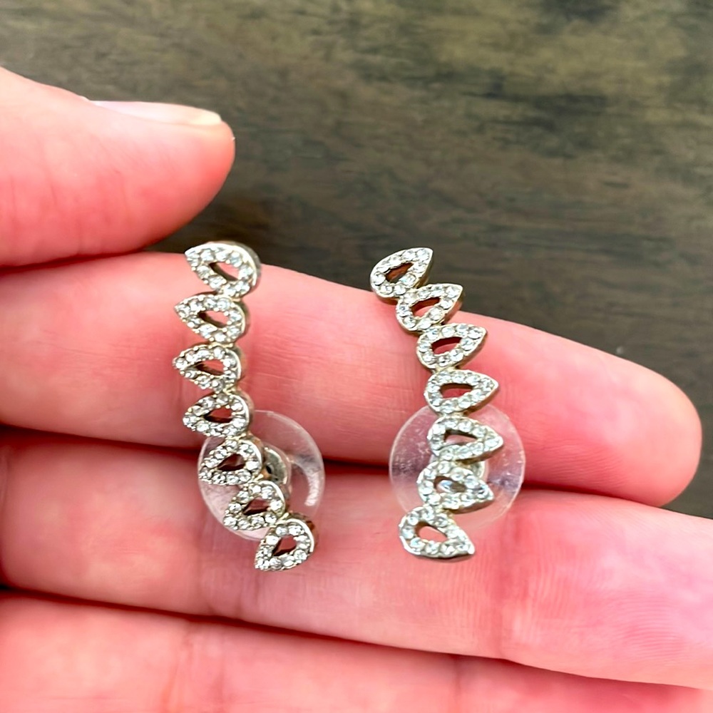 Ear crawler earrings